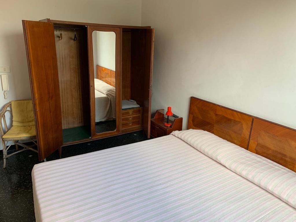 Hotel Magenta